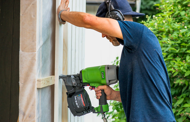 Pneumatic Coil Nailer 15° 90 mm